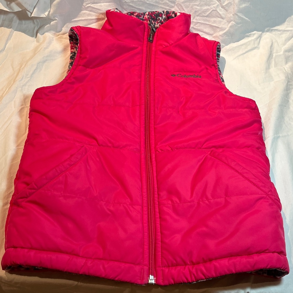 Columbia Fuchsia Reversible Puffer Vest, size medium (10/12)